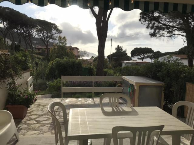 Beach Apartments Isola D'Elba ポルトフェッラーイオ エクステリア 写真