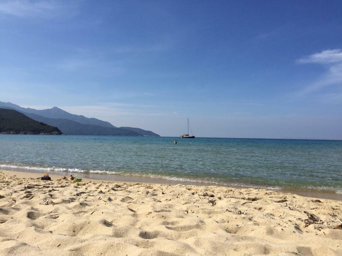 Beach Apartments Isola D'Elba ポルトフェッラーイオ エクステリア 写真